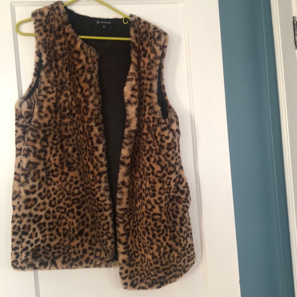 Cheetah W/ Pockets